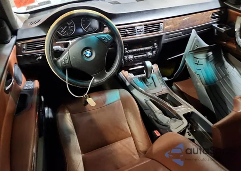 2008 BMW 328 Xi z USA, uszkodzony, nr VIN WBAVC93548K041253